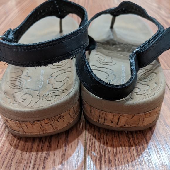 Rockport Leather Upper Sandals - Picture 7 of 9